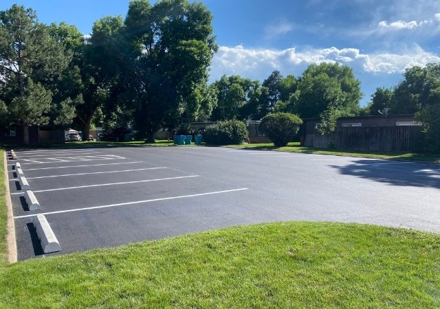 Asphalt Parking Lot Installation in Denver